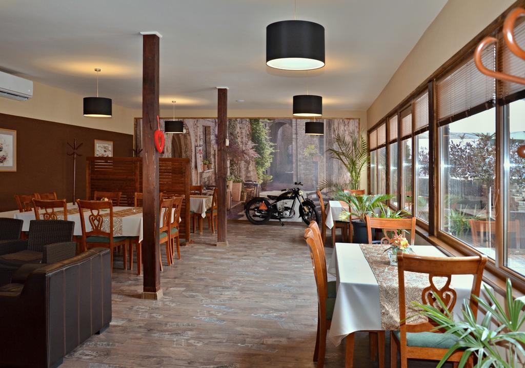 Penzion Pri Kastieli Betliar Exterior foto